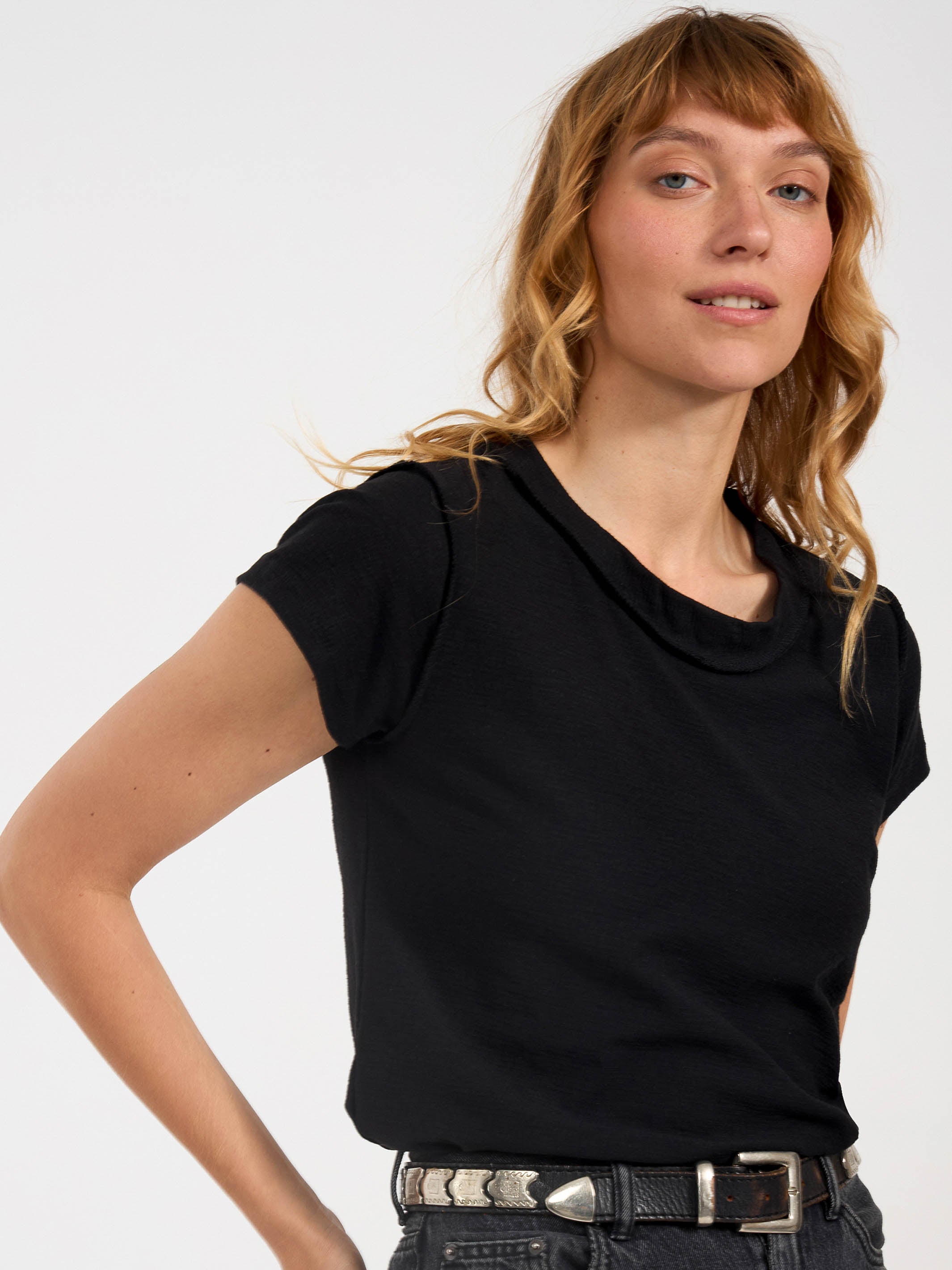 חולצה | צוקית | שחור