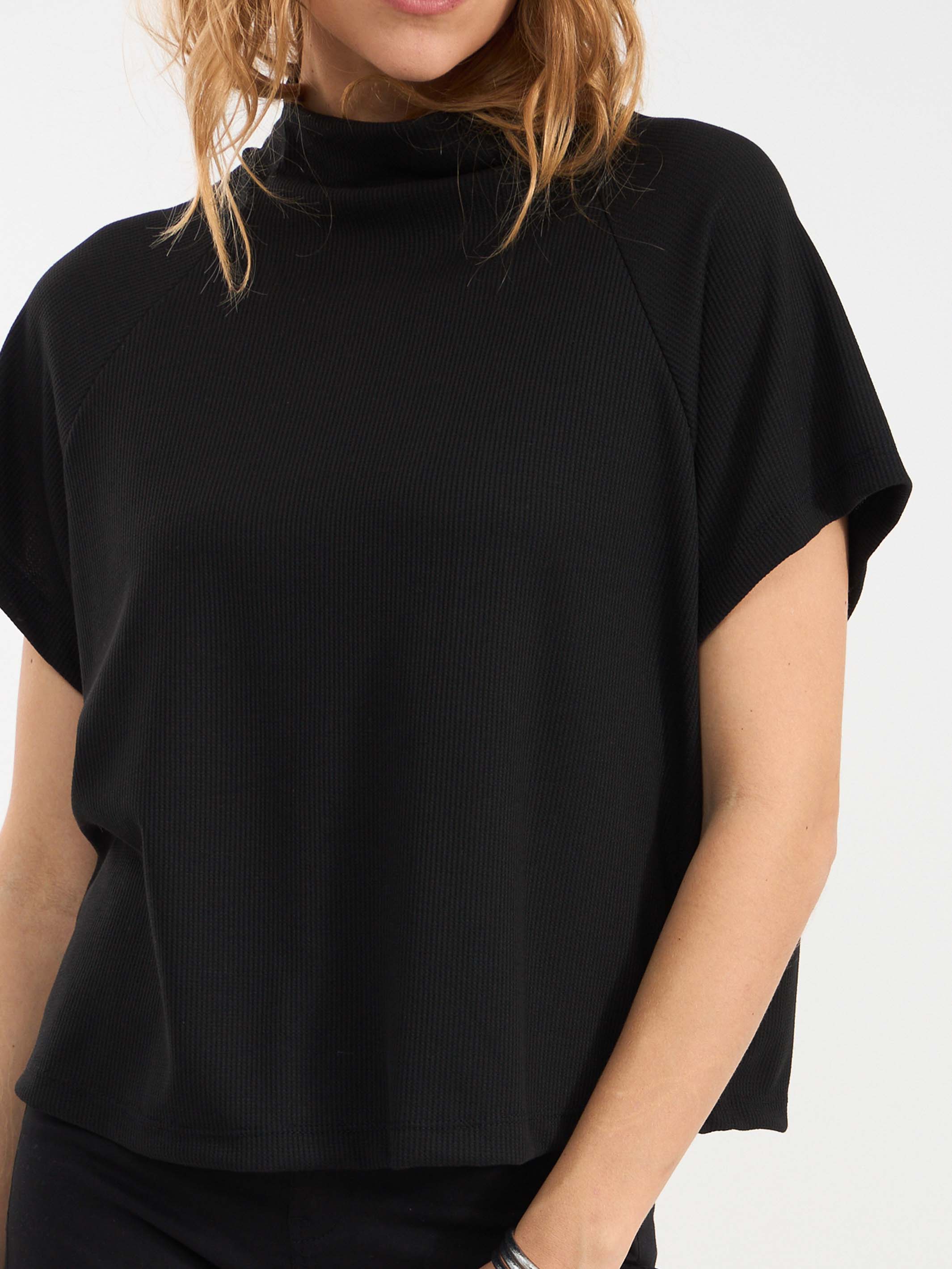 חולצה  | שלכת | שחור