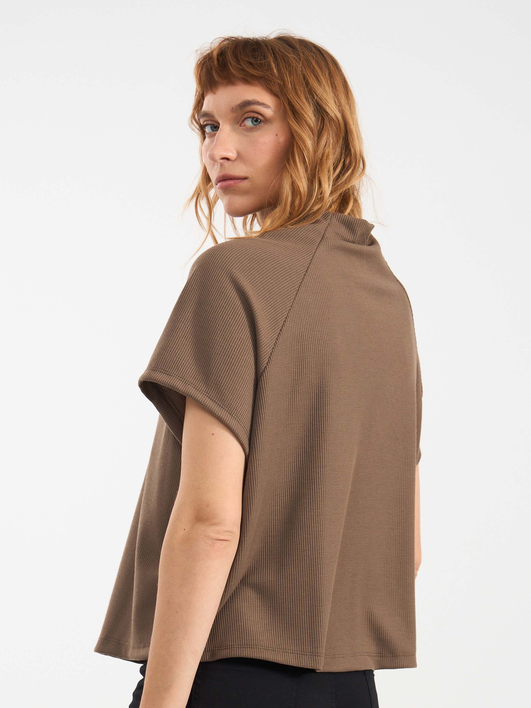 חולצה  | שלכת | חום