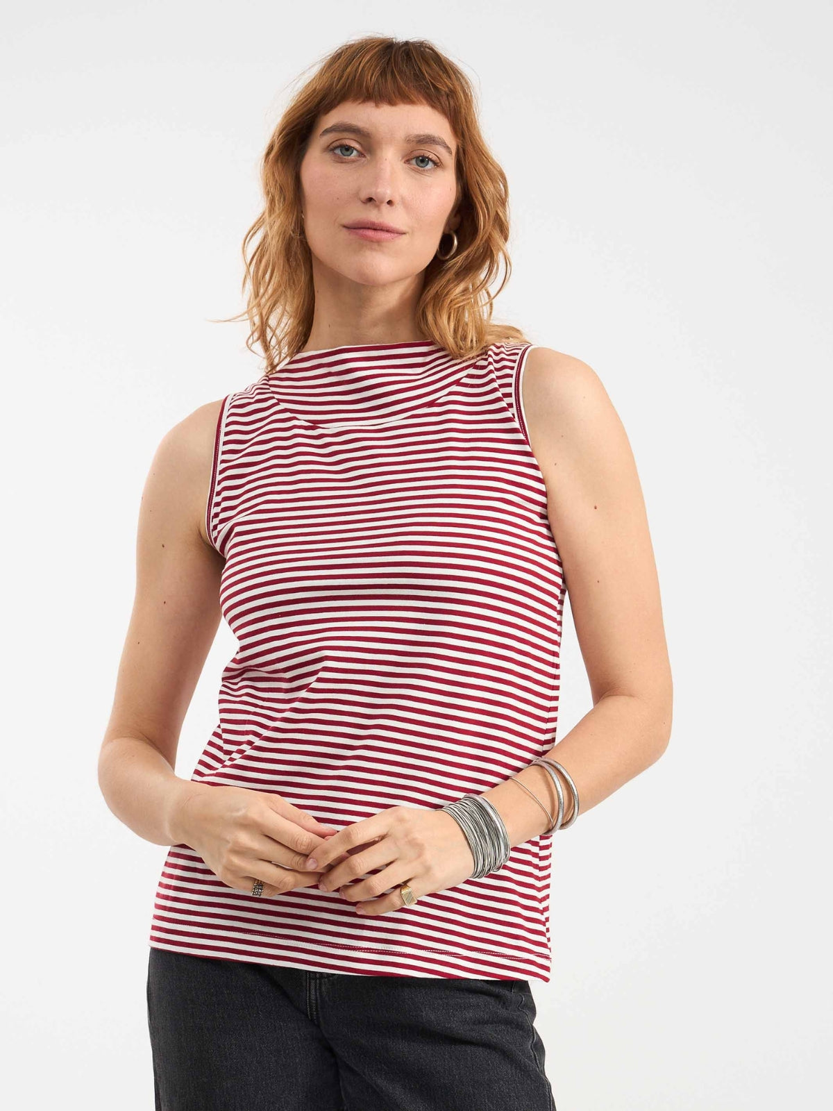 גופייה | חרטומית | לבן-אדום