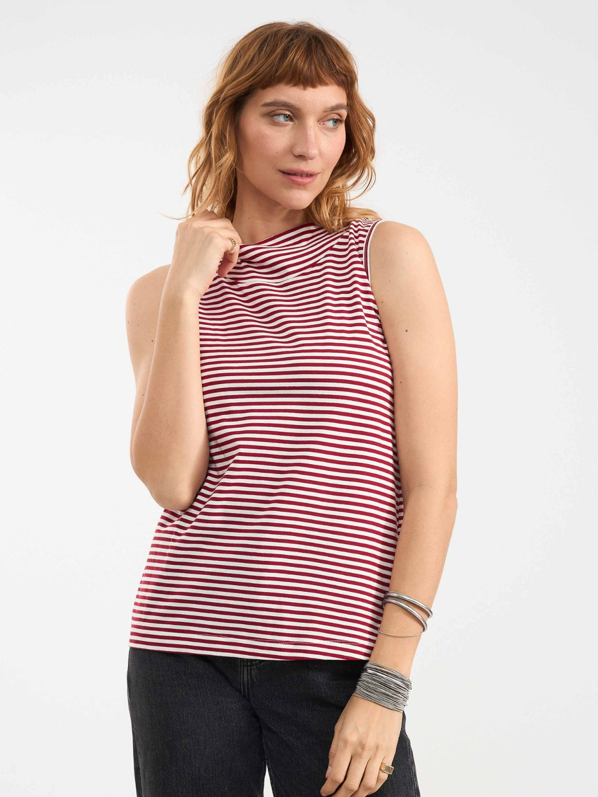 גופייה | חרטומית | לבן-אדום