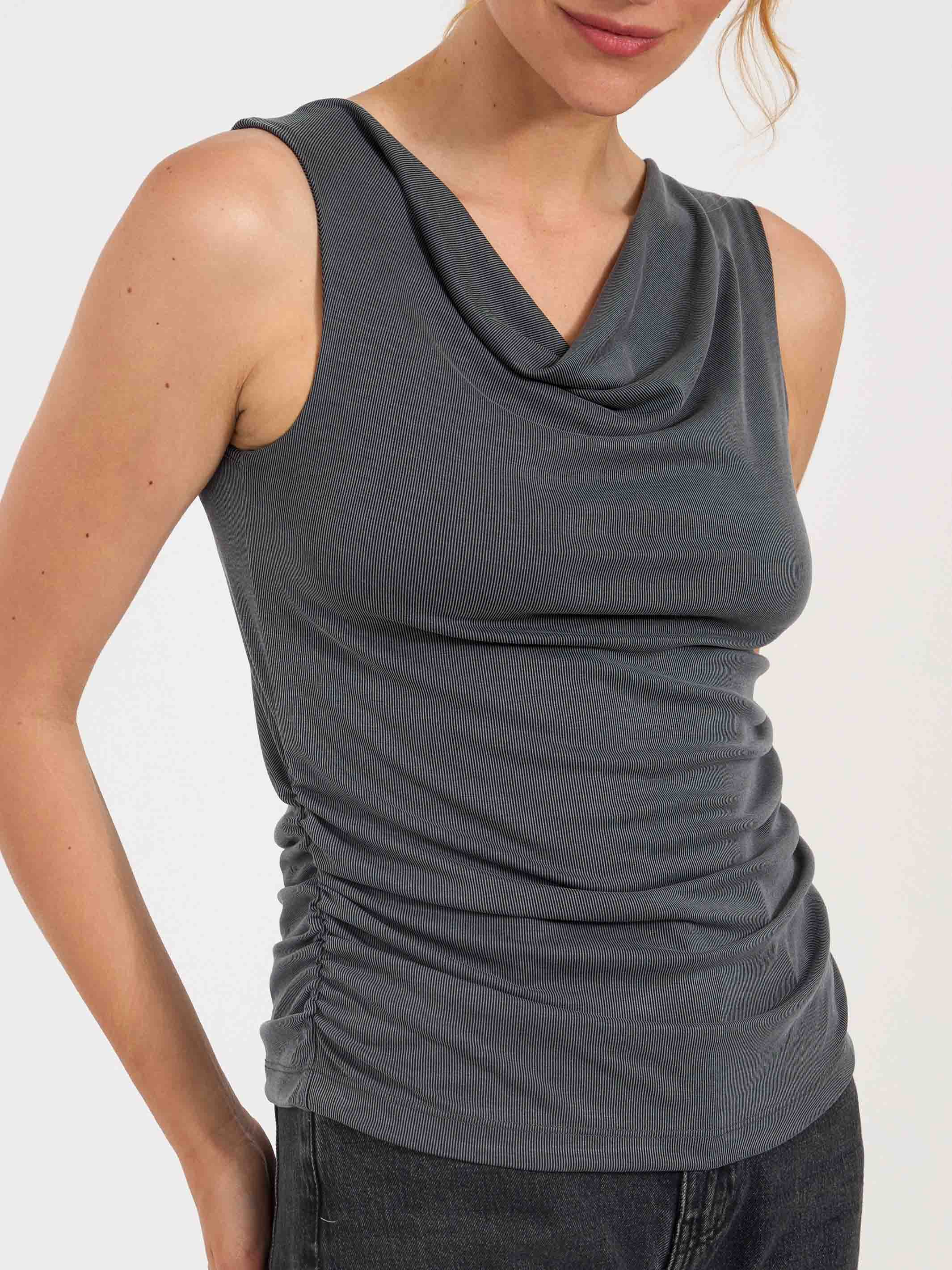 גופייה | ורדית | אפור כהה