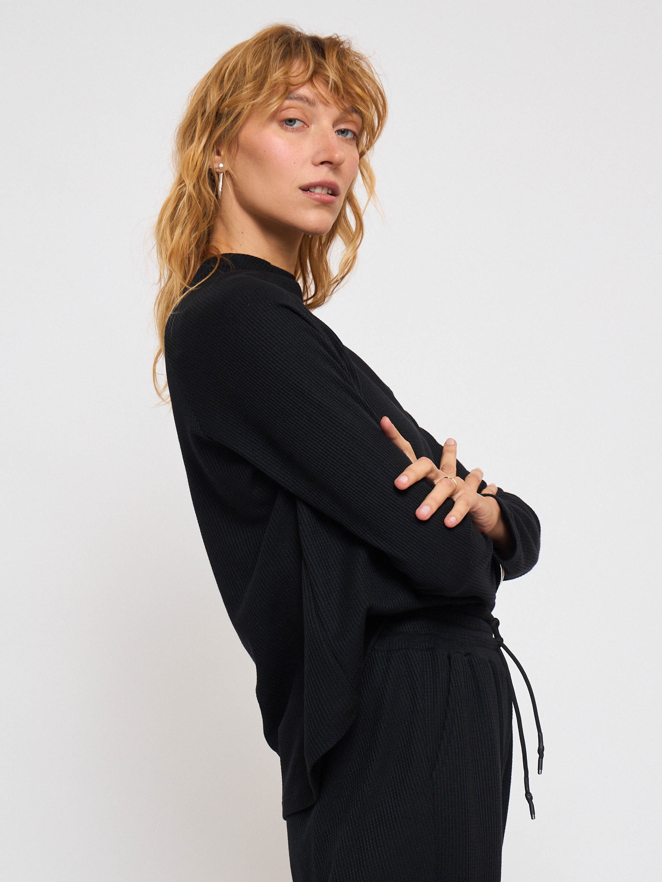 חולצה | אבישג | שחור