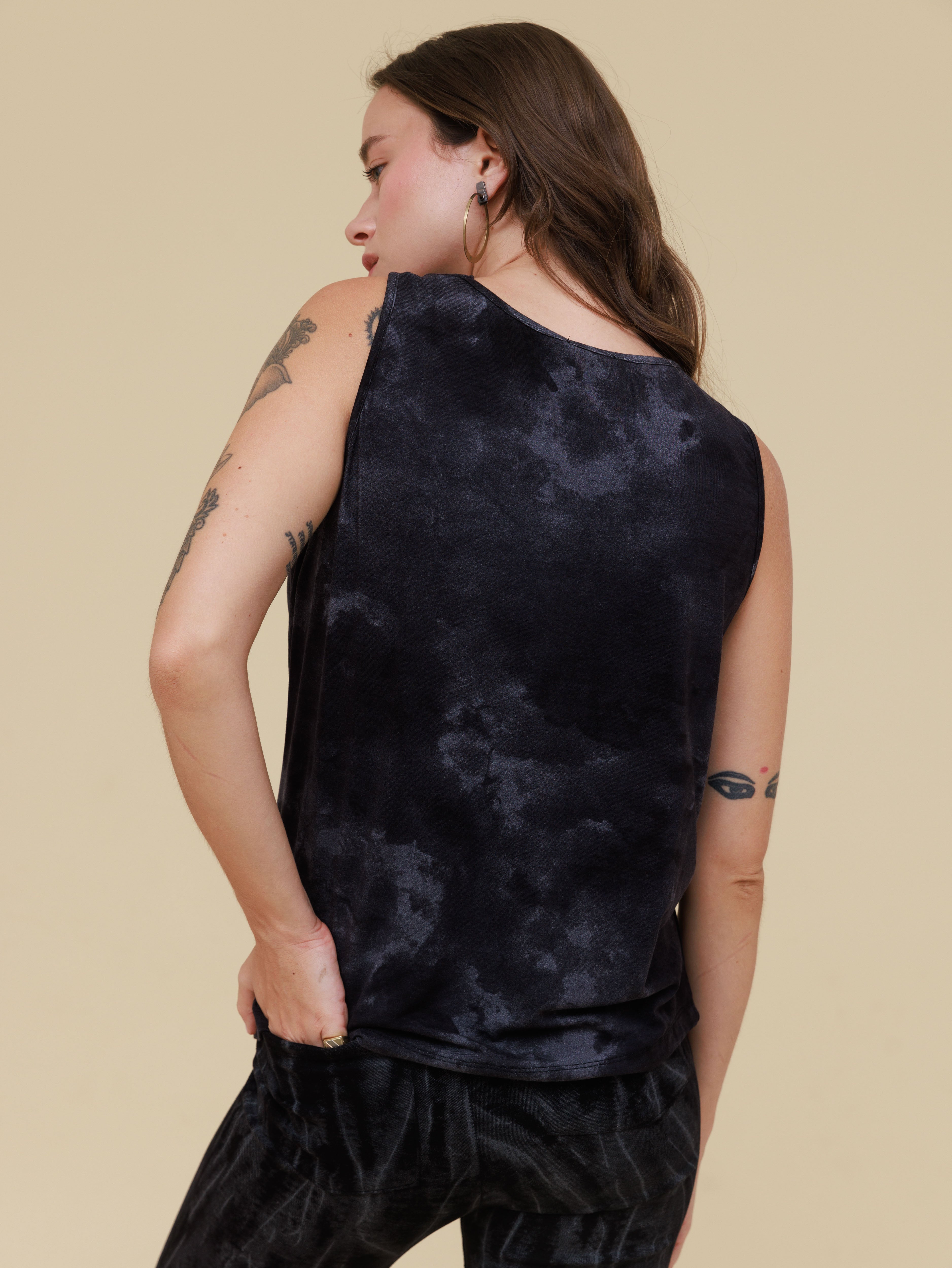 גופייה | נחליאלי | שחור