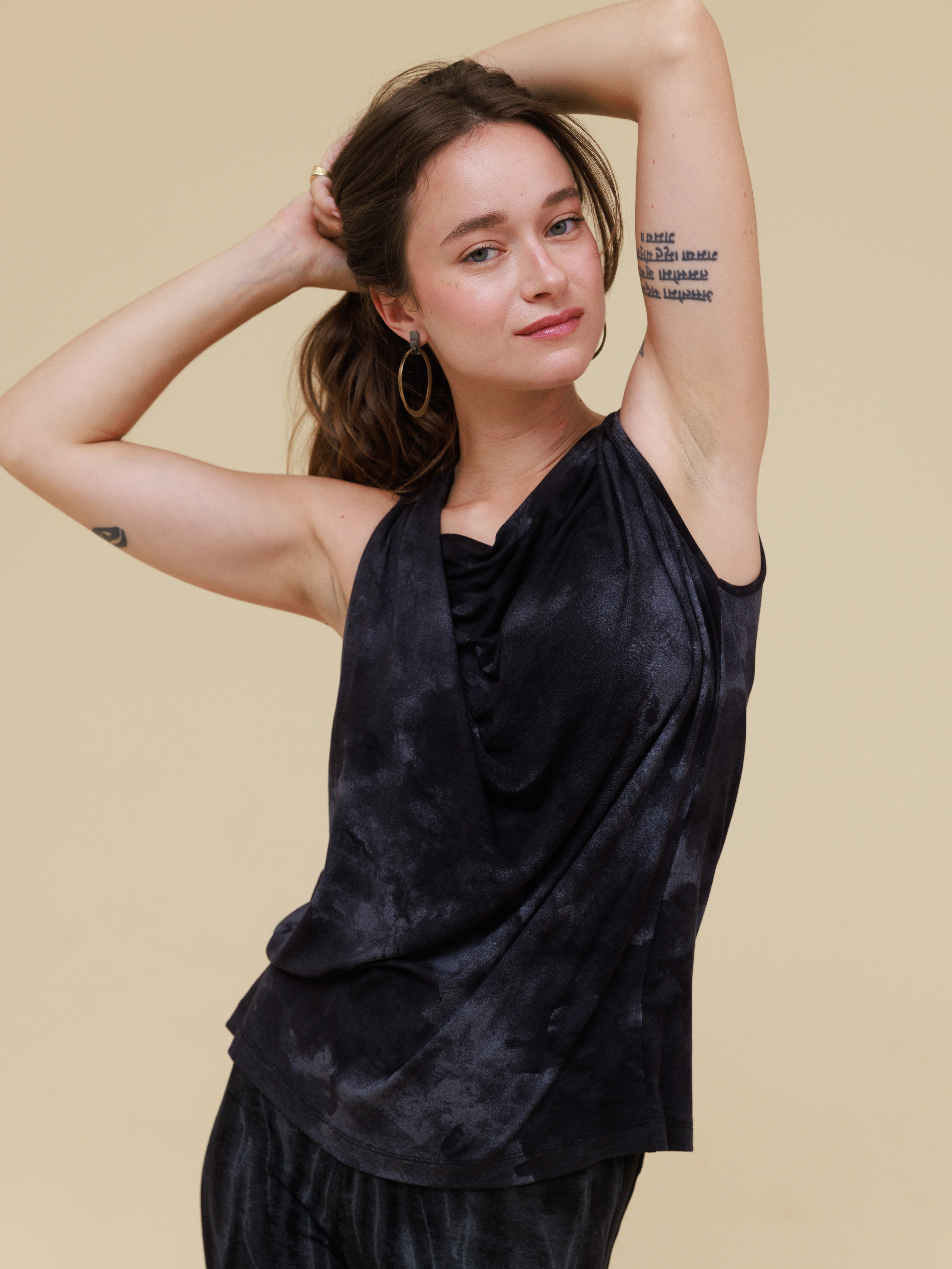 גופייה | נחליאלי | שחור