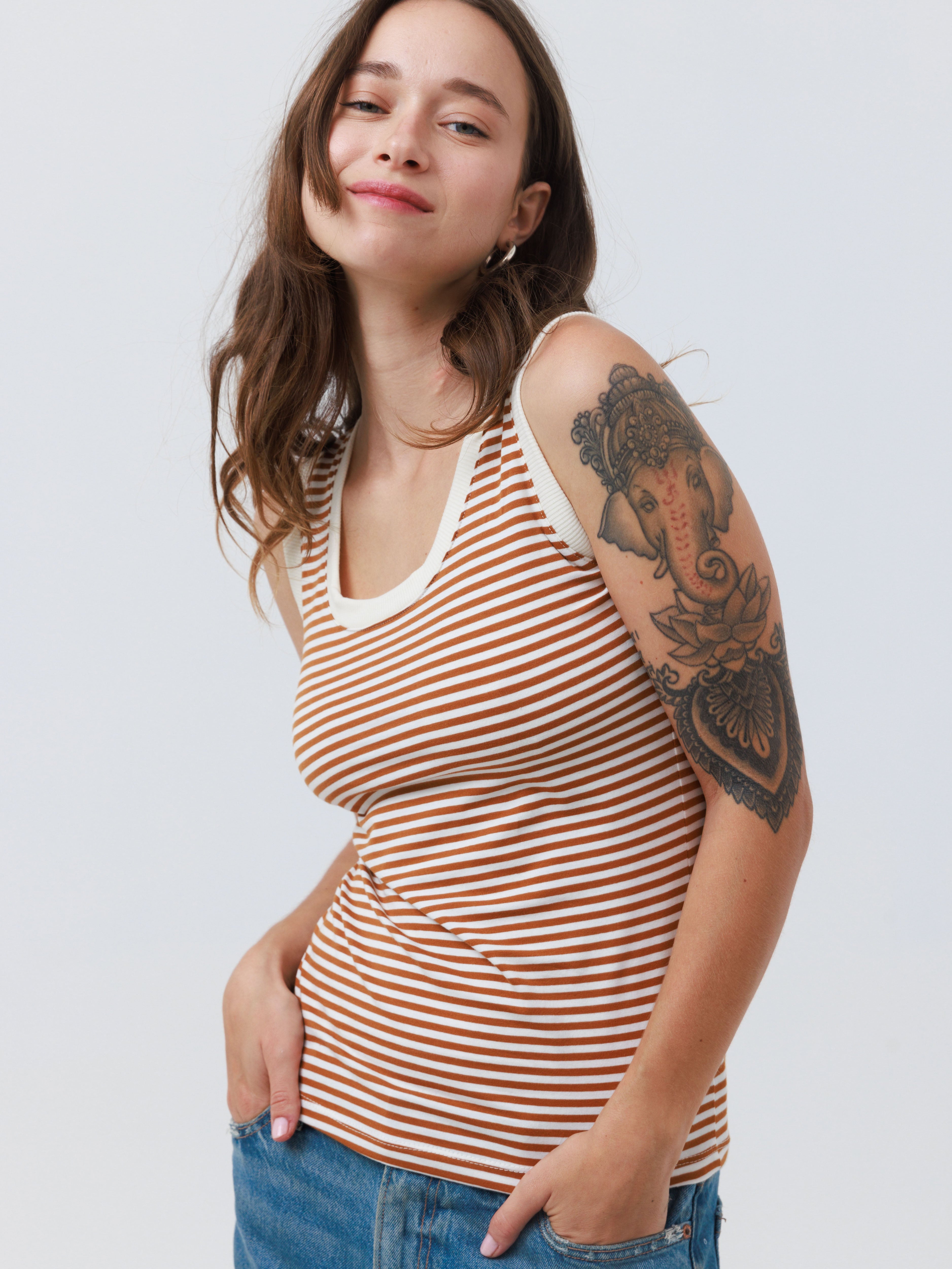 גופייה | סיס | לבן-חרדל