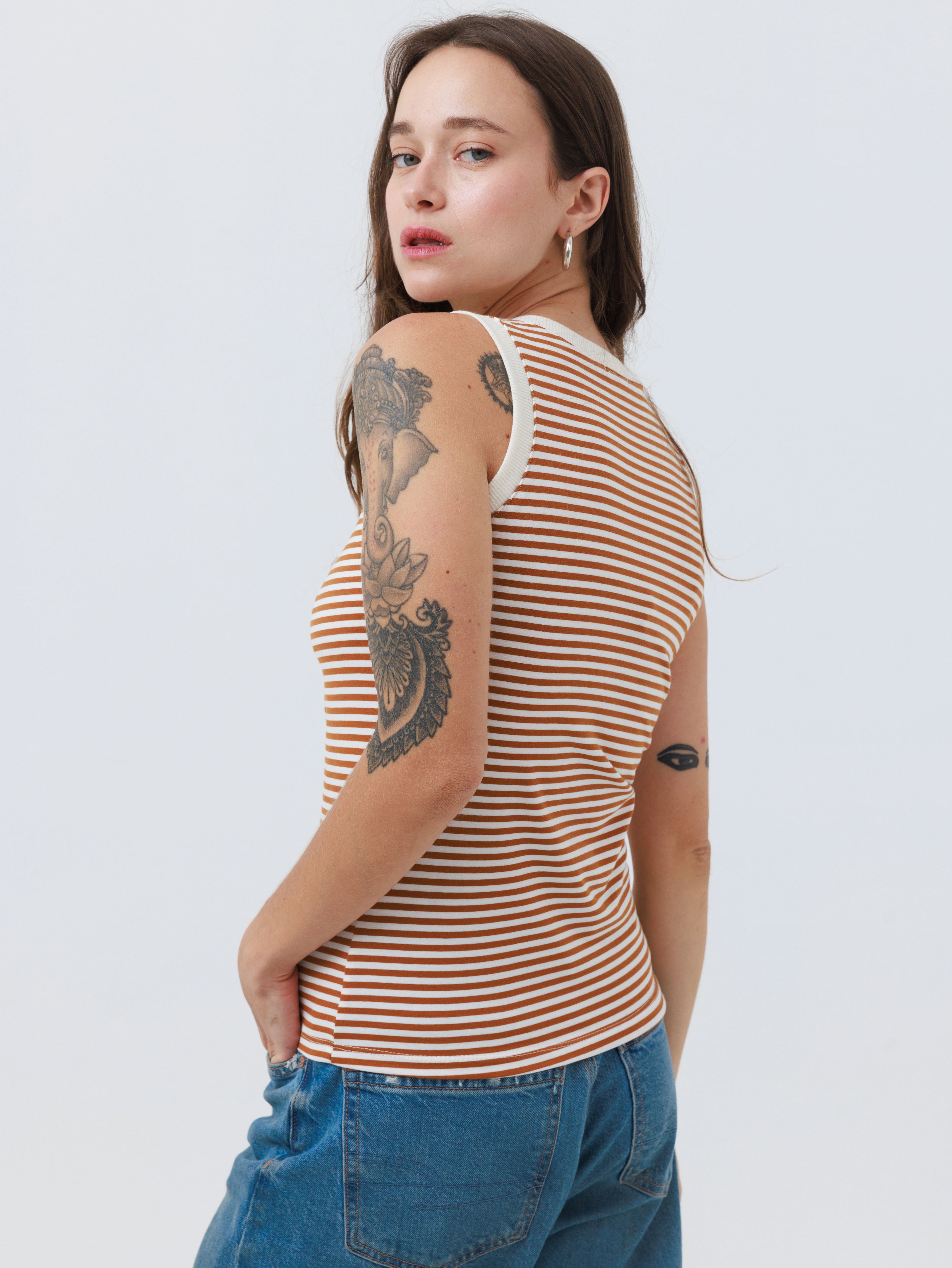 גופייה | סיס | לבן-חרדל