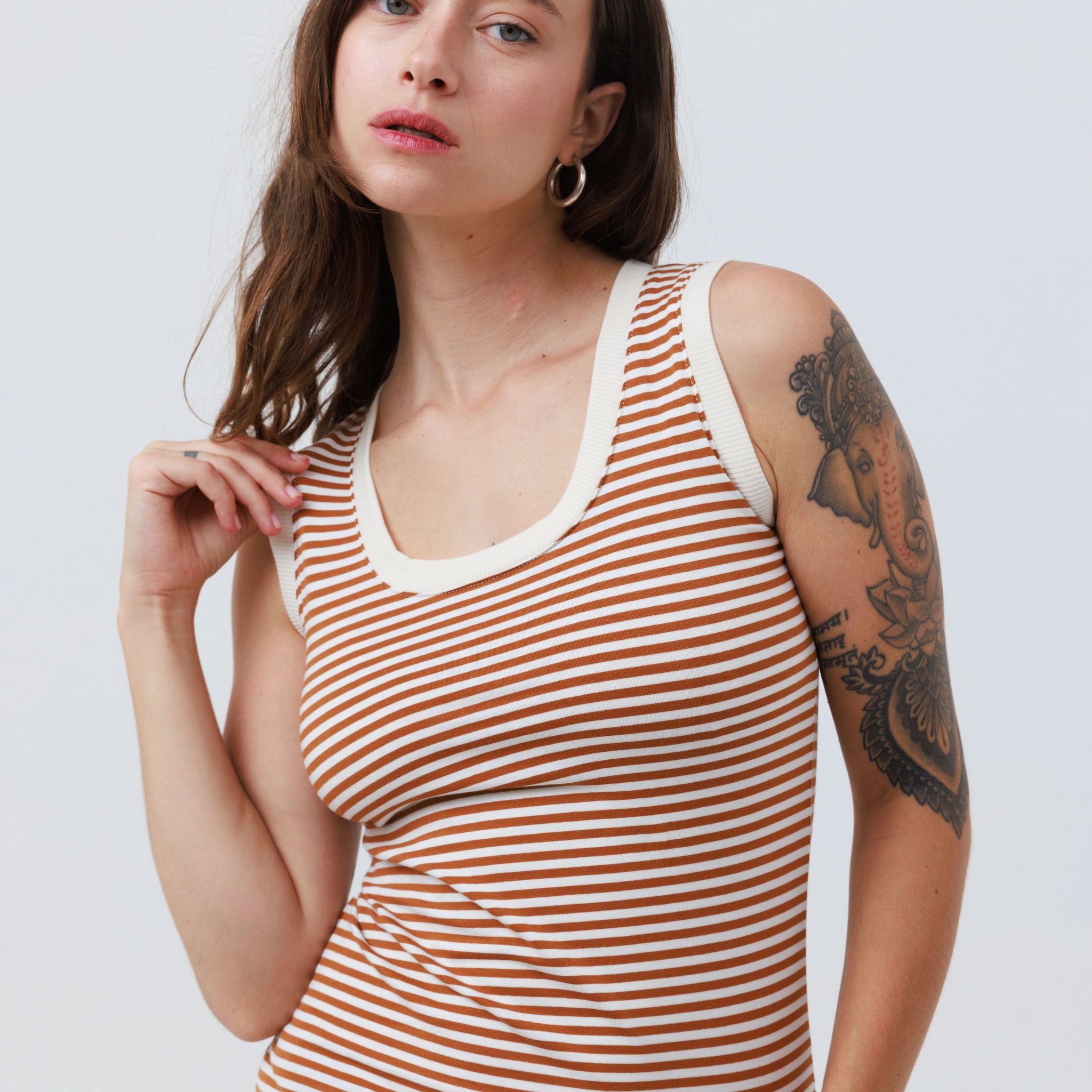 גופייה | סיס | לבן-חרדל