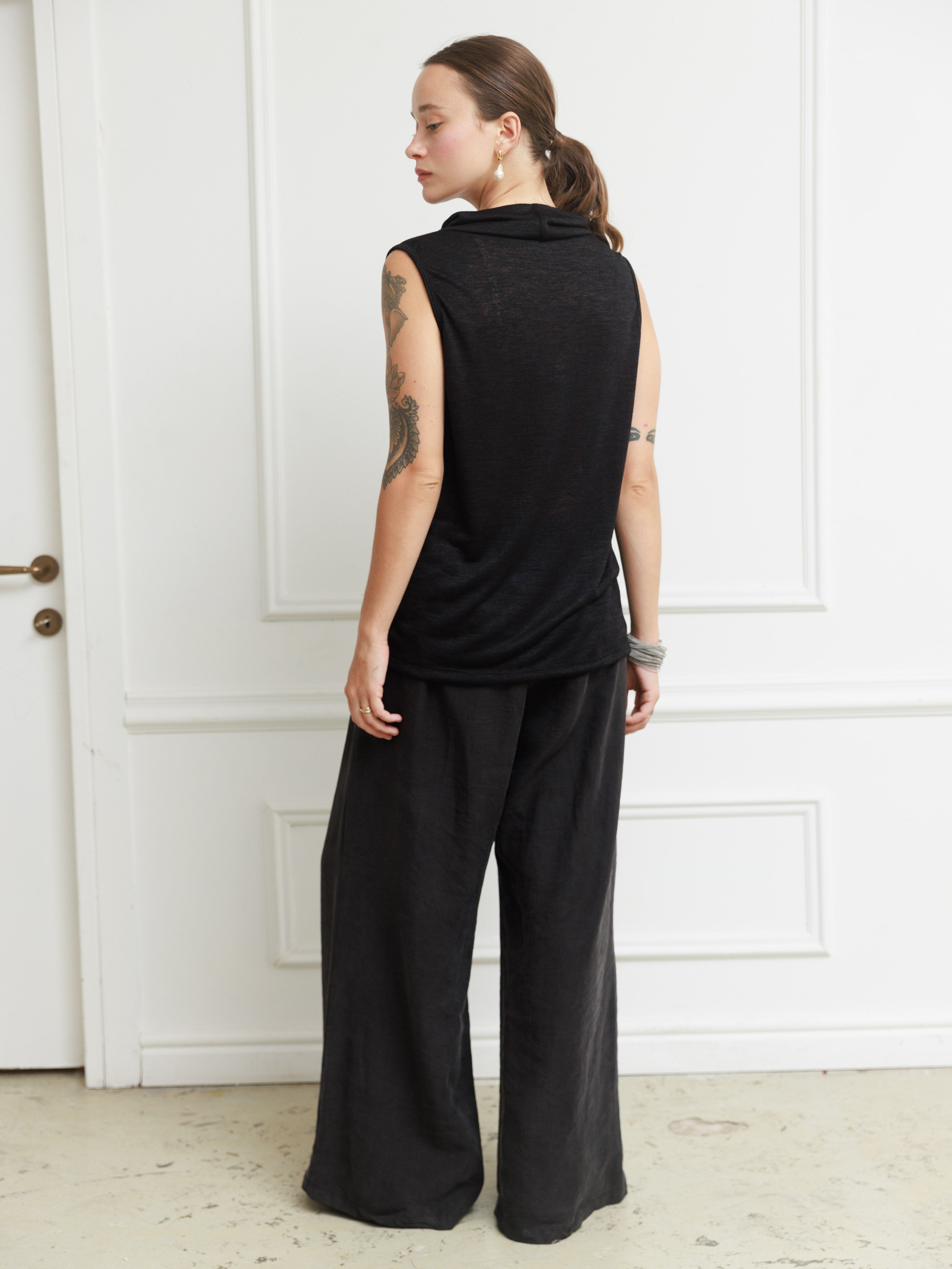 גופייה | מיינה | שחור